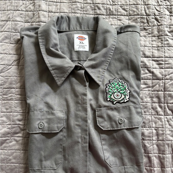 Dickies Gray work Shirt with Embroidered graphic design backCyclhops bike - Picture 1 of 8
